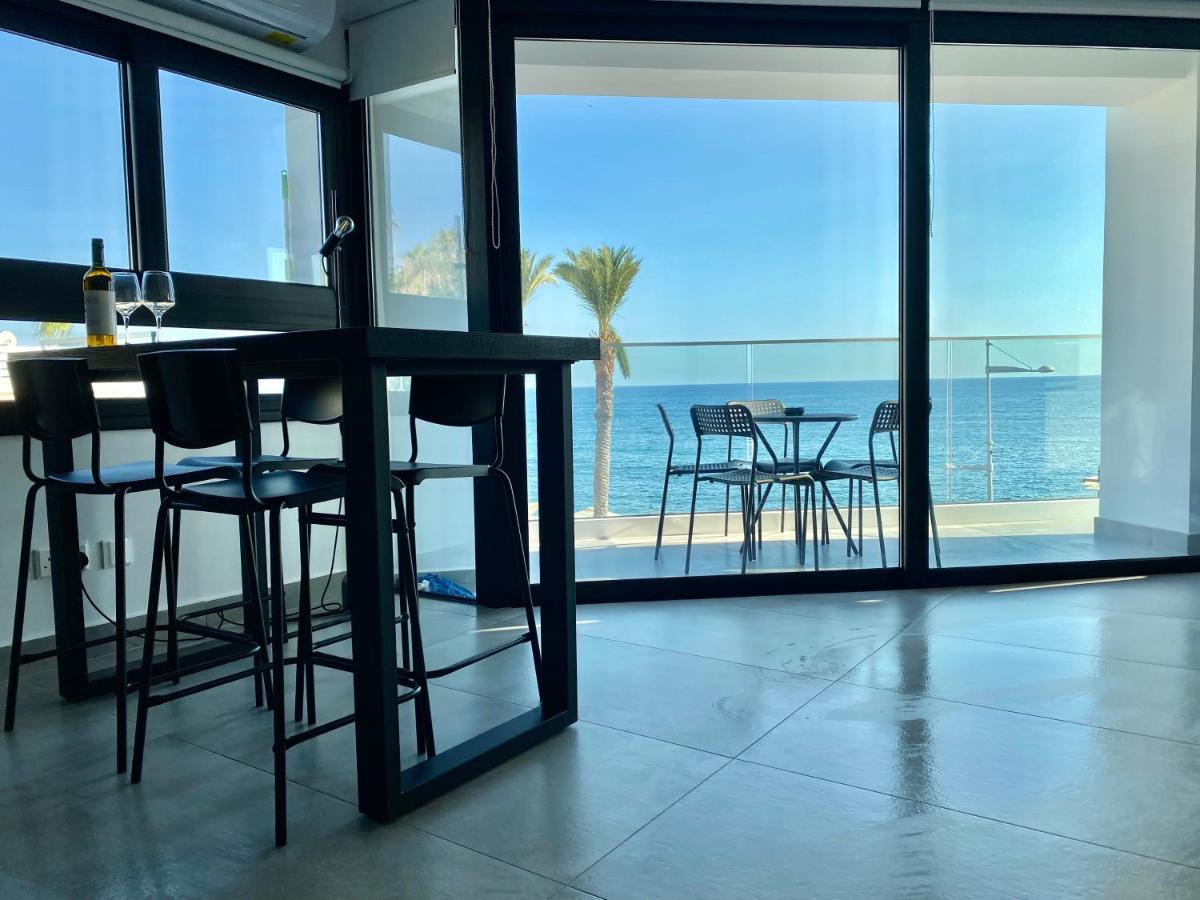 Sea La Vie #2 - Luxury Seaview Apartment Paphos Luaran gambar