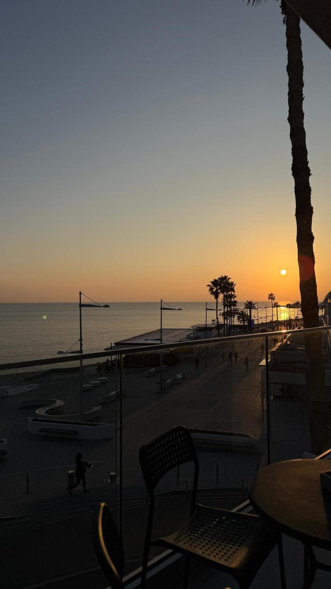Sea La Vie #2 - Luxury Seaview Apartment Paphos Luaran gambar